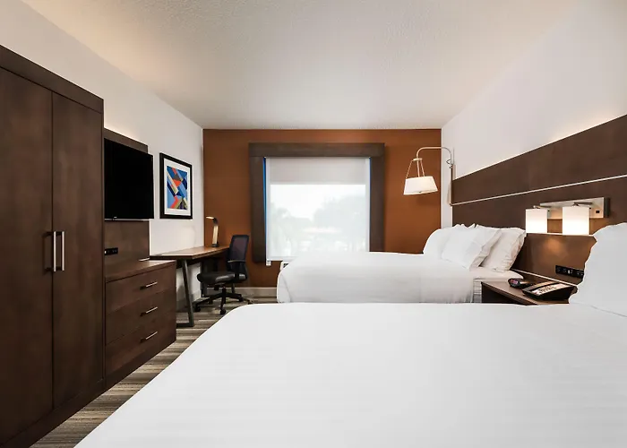 Holiday Inn Express Hotel & Suites Bartow By Ihg