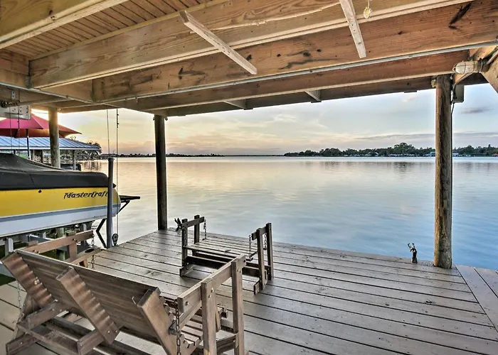 Lakefront Florida Retreat - Pool Table & Boat Dock
